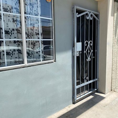 Mini Depa Tipo Lof 1 Col Cuahutemoc Norte Mexicali Kültér fotó